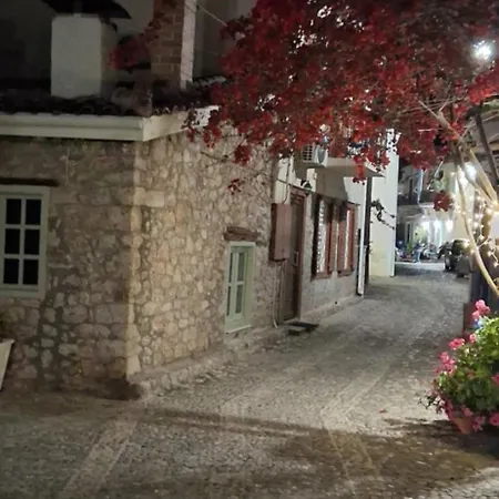 Holiday home Aπανεμα ανδ συγγρου 34